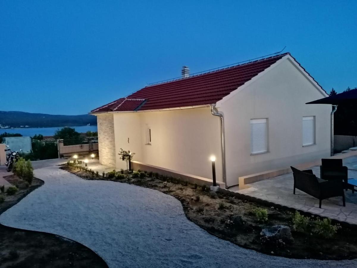 Villa Mir Pridraga Luaran gambar